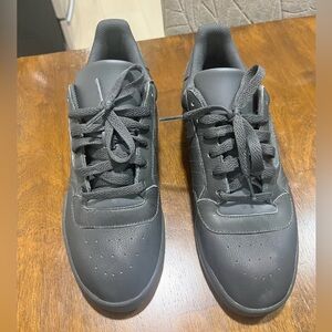 Men sneakers Black size 8 1/2 adidas Calabasas. Accepting offers